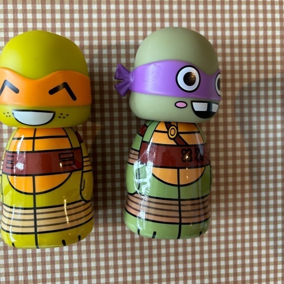 Teenage Mutant Ninja Turtles Set of 4 decor body wash containers - Picture 5 of 8